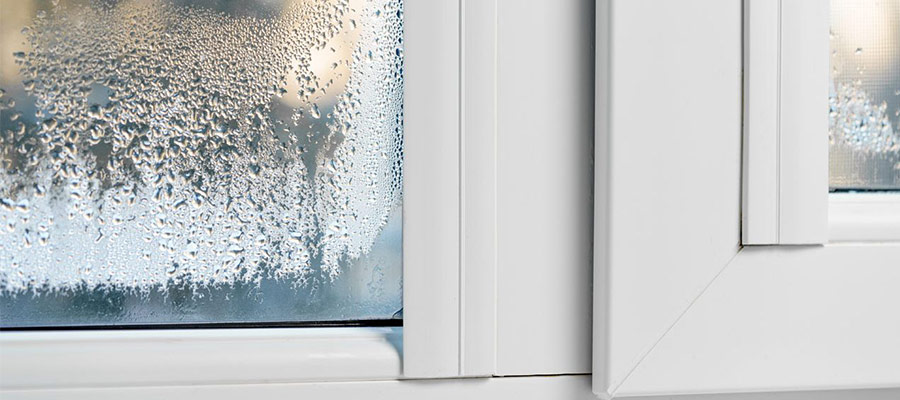 علت بخار گرفتن شیشه دوجداره چیست و روش‌های برطرف کردن آن