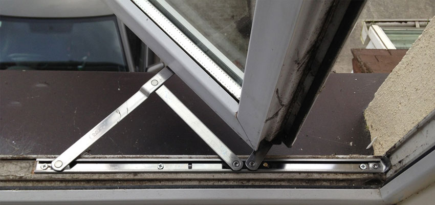 رگلاژ پنجره upvc